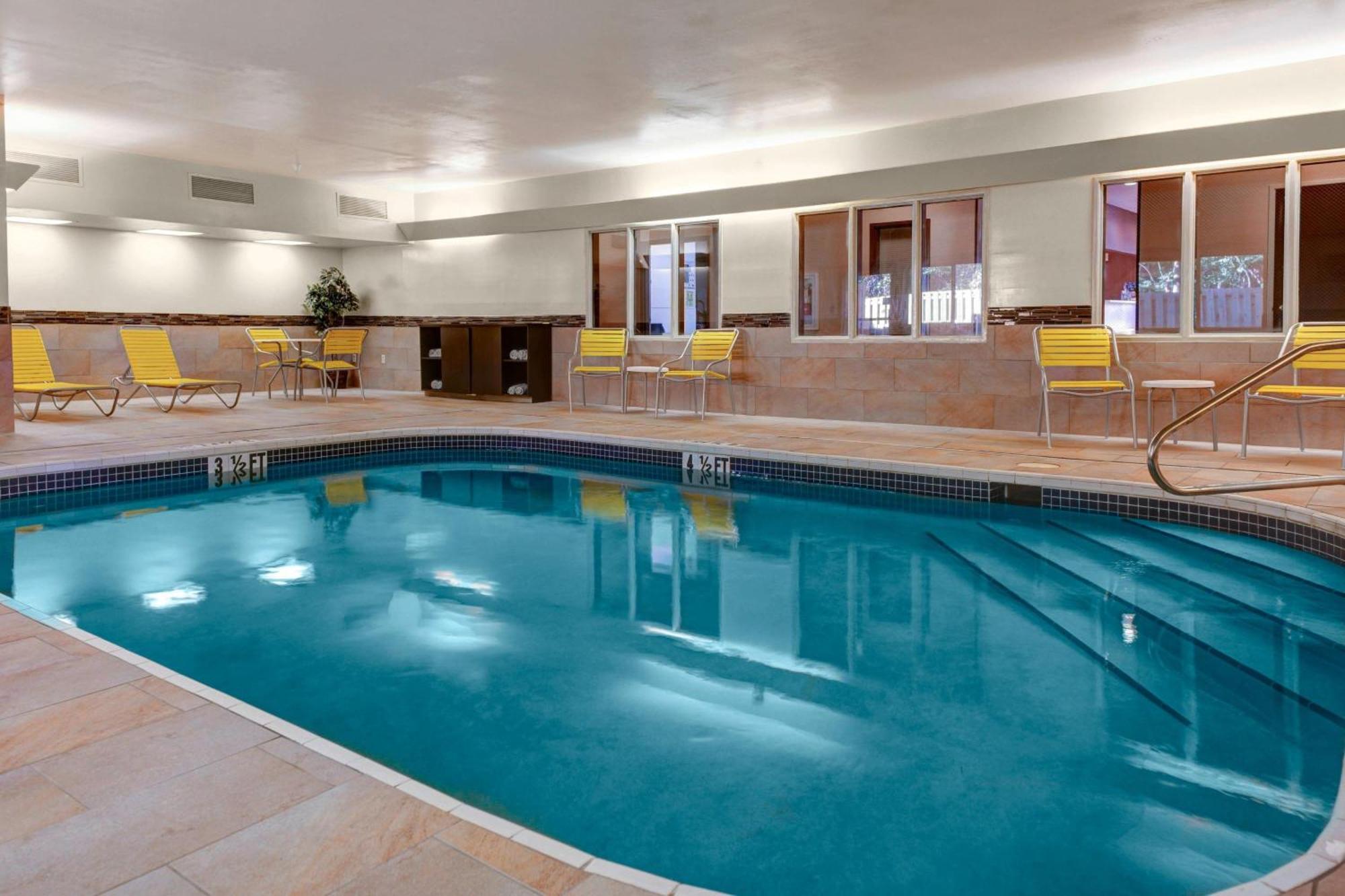 Fairfield Inn By Marriott Dothan Exterior photo